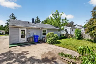 1618 E College Ave, Appleton, WI 54915 - Photo 16