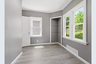 4706 N 57th St, Milwaukee, WI 53218 - Photo 6