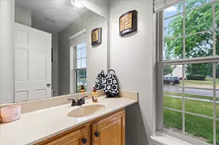 871 N Sandy Ln, Elkhorn, WI 53121 - Photo 10