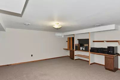 803 W Washington Ave, Waukesha, WI 53188 - Photo 20