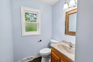 650 Grace St, Verona, WI 53593 - Photo 18