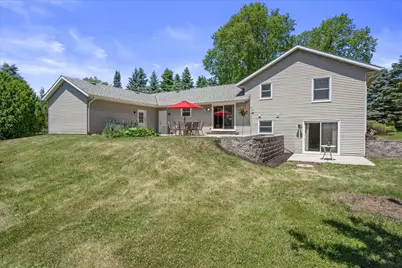 620  Prairie View Dr, North Prairie, WI 53153 - Photo 8