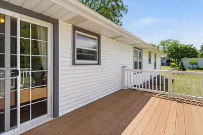 321 N Dewey Ave, Jefferson, WI 53549 - Photo 12