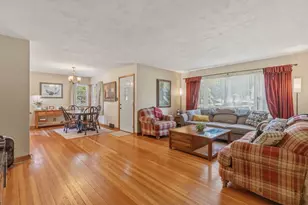 321 N Dewey Ave, Jefferson, WI 53549 - Photo 6