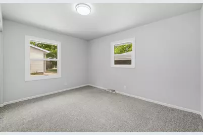 513  Bender Rd #515, West Bend, WI 53090 - Photo 14