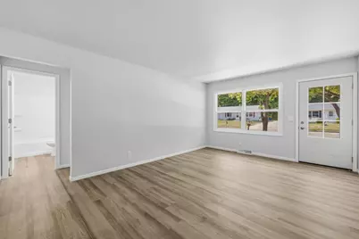 513  Bender Rd #515, West Bend, WI 53090 - Photo 18