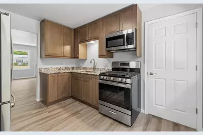 513  Bender Rd #515, West Bend, WI 53090 - Photo 18