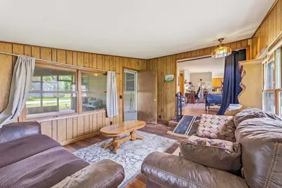 325  Summer St, Delavan, WI 53115 - Photo 16