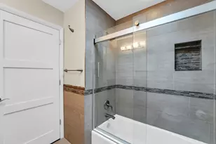 4137 Nantucket Pl, Racine, WI 53405 - Photo 20