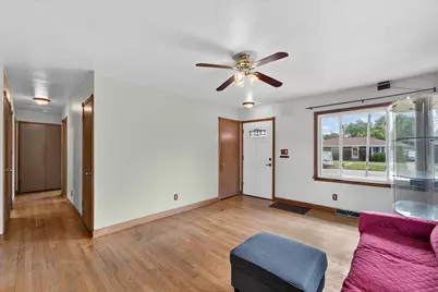 8302  26 Ave, Kenosha, WI 53143 - Photo 4
