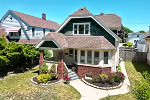 936 S 77th St, West Allis, WI 53214 - Photo 1