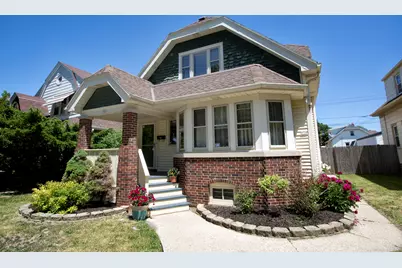 936 S 77th St, West Allis, WI 53214 - Photo 2