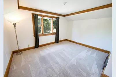 936 S 77th St, West Allis, WI 53214 - Photo 14