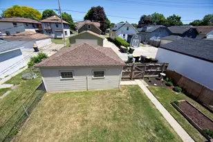 936 S 77th St, West Allis, WI 53214 - Photo 22