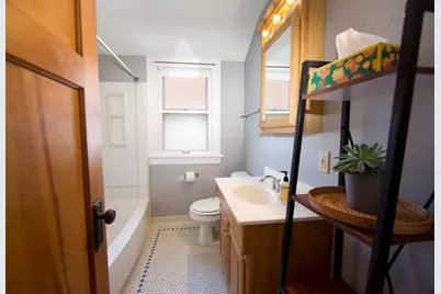 936 S 77th St, West Allis, WI 53214 - Photo 24