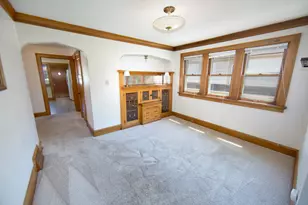 936 S 77th St, West Allis, WI 53214 - Photo 16