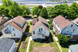 936 S 77th St, West Allis, WI 53214 - Photo 30