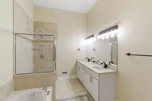 1888 N Water St, Milwaukee, WI 53202 - Photo 20