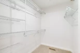 1627 Red Clover St, Holmen, WI 54636 - Photo 12