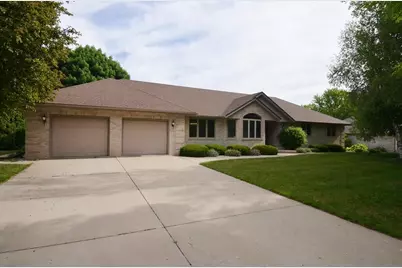 1670  Turtle Mound Ln, Whitewater, WI 53190 - Photo 2