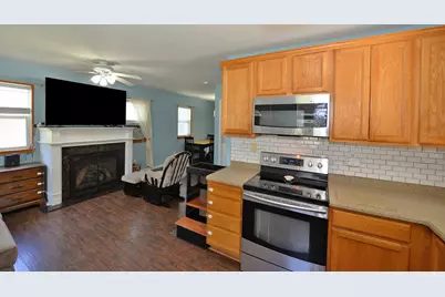 2513  Mason St, Delavan, WI 53115 - Photo 10