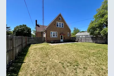 7603  27th Ave, Kenosha, WI 53143 - Photo 2