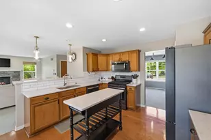 1192 Iris Ln, Saukville, WI 53024 - Photo 4
