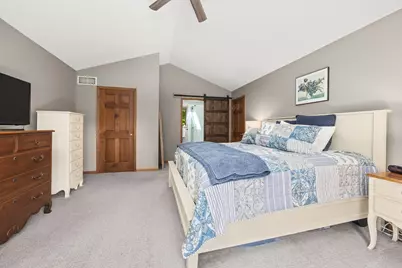 W245N6061  Maris Dr, Sussex, WI 53089 - Photo 20