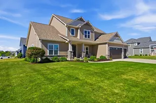 1152 W Sunrise Pass, Oak Creek, WI 53154 - Photo 2