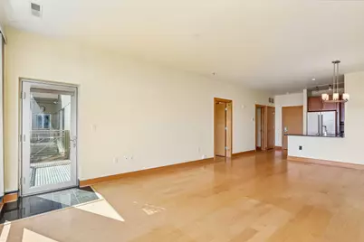 1550 E Royall Pl #Unit 911, Milwaukee, WI 53202 - Photo 10