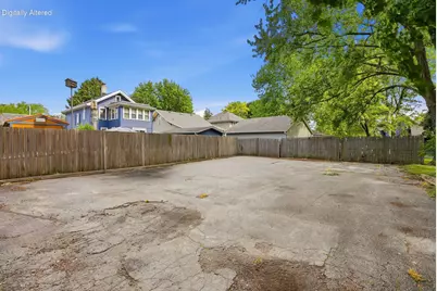 411 W Wisconsin Ave, Oconomowoc, WI 53066 - Photo 4