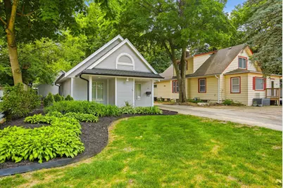 411 W Wisconsin Ave, Oconomowoc, WI 53066 - Photo 2