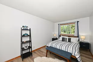 1021 Eton Ct, Hartland, WI 53029 - Photo 20