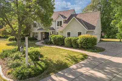 W159N7482  Pinewood Cir, Menomonee Falls, WI 53051 - Photo 74