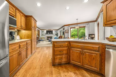 W159N7482  Pinewood Cir, Menomonee Falls, WI 53051 - Photo 22