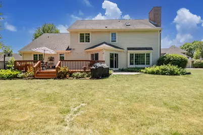 W159N7482  Pinewood Cir, Menomonee Falls, WI 53051 - Photo 60