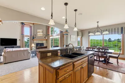 439  Pineview Ct, Richfield, WI 53017 - Photo 18