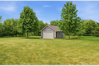 439  Pineview Ct, Richfield, WI 53017 - Photo 66