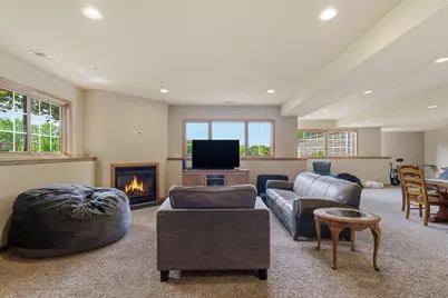 439  Pineview Ct, Richfield, WI 53017 - Photo 42