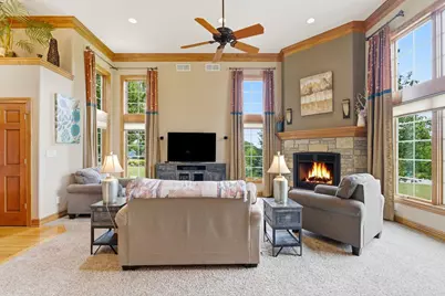439  Pineview Ct, Richfield, WI 53017 - Photo 10