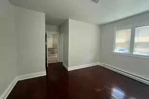 2033 N Cambridge Ave, Milwaukee, WI 53202 - Photo 8