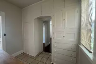 2033 N Cambridge Ave, Milwaukee, WI 53202 - Photo 2