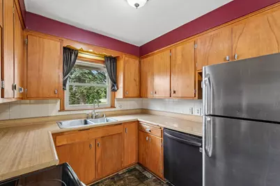 5930 W County Line Rd, Mequon, WI 53092 - Photo 6