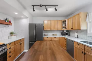 1220 E Warnimont Ave, Milwaukee, WI 53207 - Photo 12