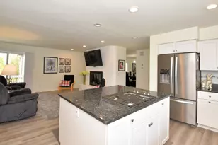 41 E Campus Ct, Racine, WI 53402 - Photo 12