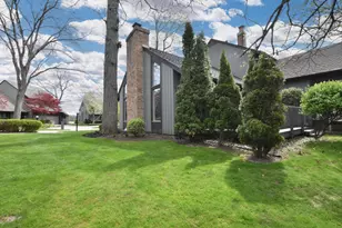 41 E Campus Ct, Racine, WI 53402 - Photo 22