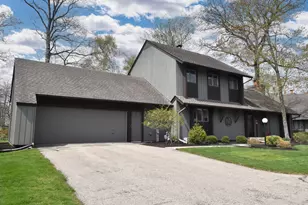 41 E Campus Ct, Racine, WI 53402 - Photo 2