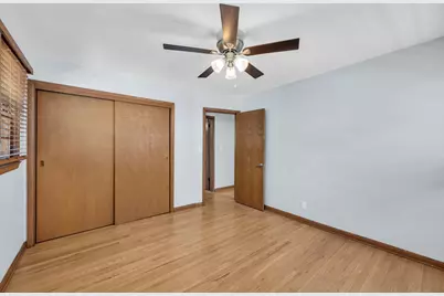 6822 W Wells St #6824, Wauwatosa, WI 53213 - Photo 12