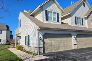 1114 Hastings Ct, Racine, WI 53406 - Photo 2