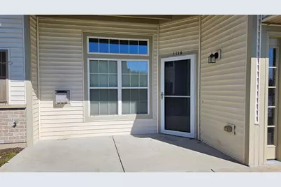 1114  Hastings Ct #101, Racine, WI 53406 - Photo 4